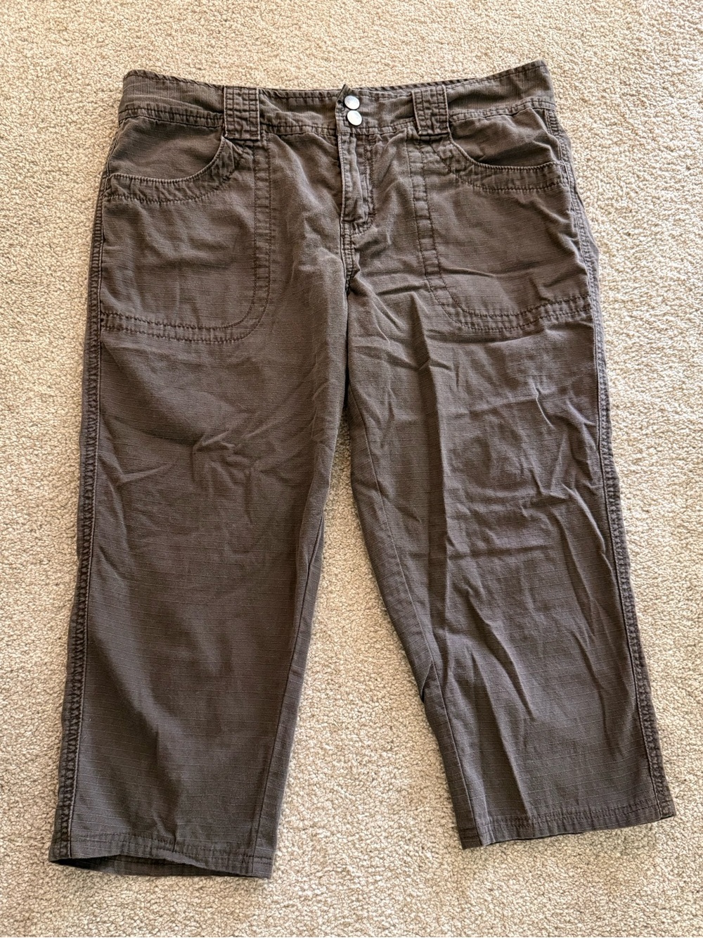 100% Cotton Calvin Klein Women’s Crop Capris Pants in Dark Brown